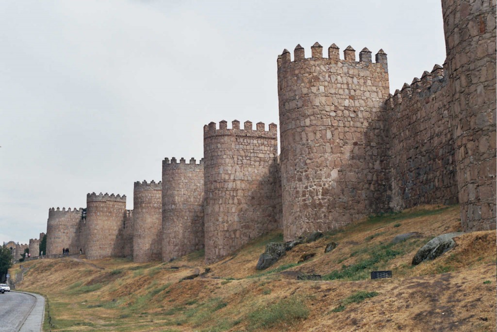 Avila Walls