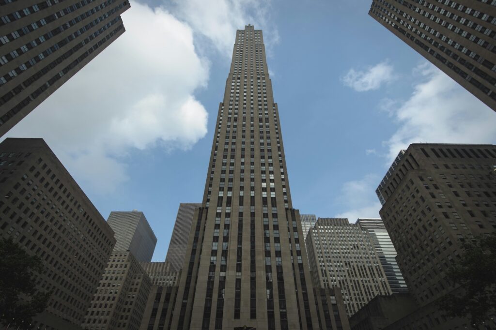 money vincent botta qptB52T4 l8 unsplash crop